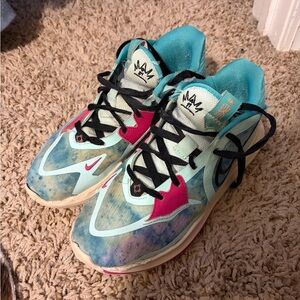 Nike basketball shoes